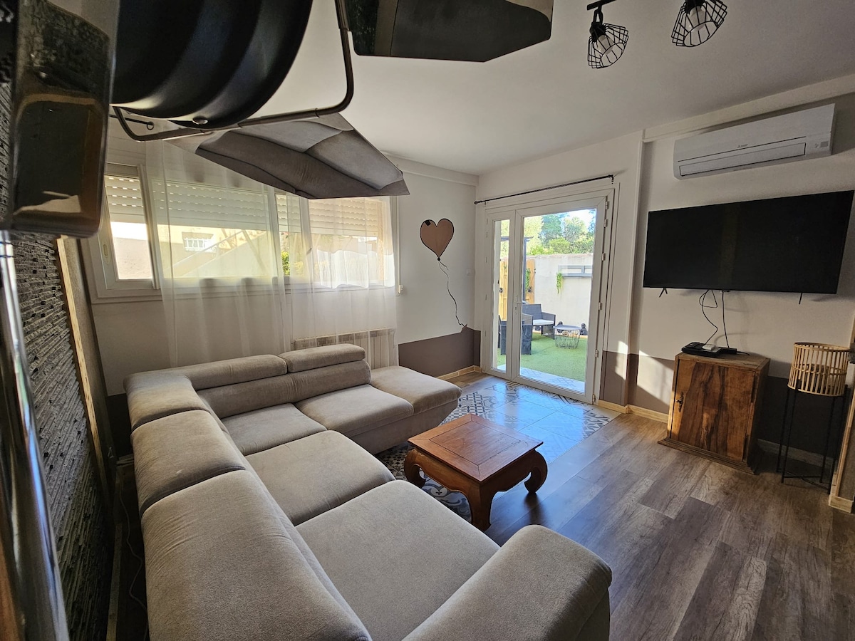 Airbnb performant: T2 quiet area, 800 m from the sea à Carry Le Rouet