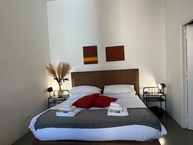 300 sq. meters: S. Maria Maggiore 4 rooms luxury gallery image 3