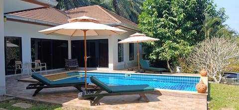 OMG! So Peaceful & Private! Large 3 Bed Pool Villa
