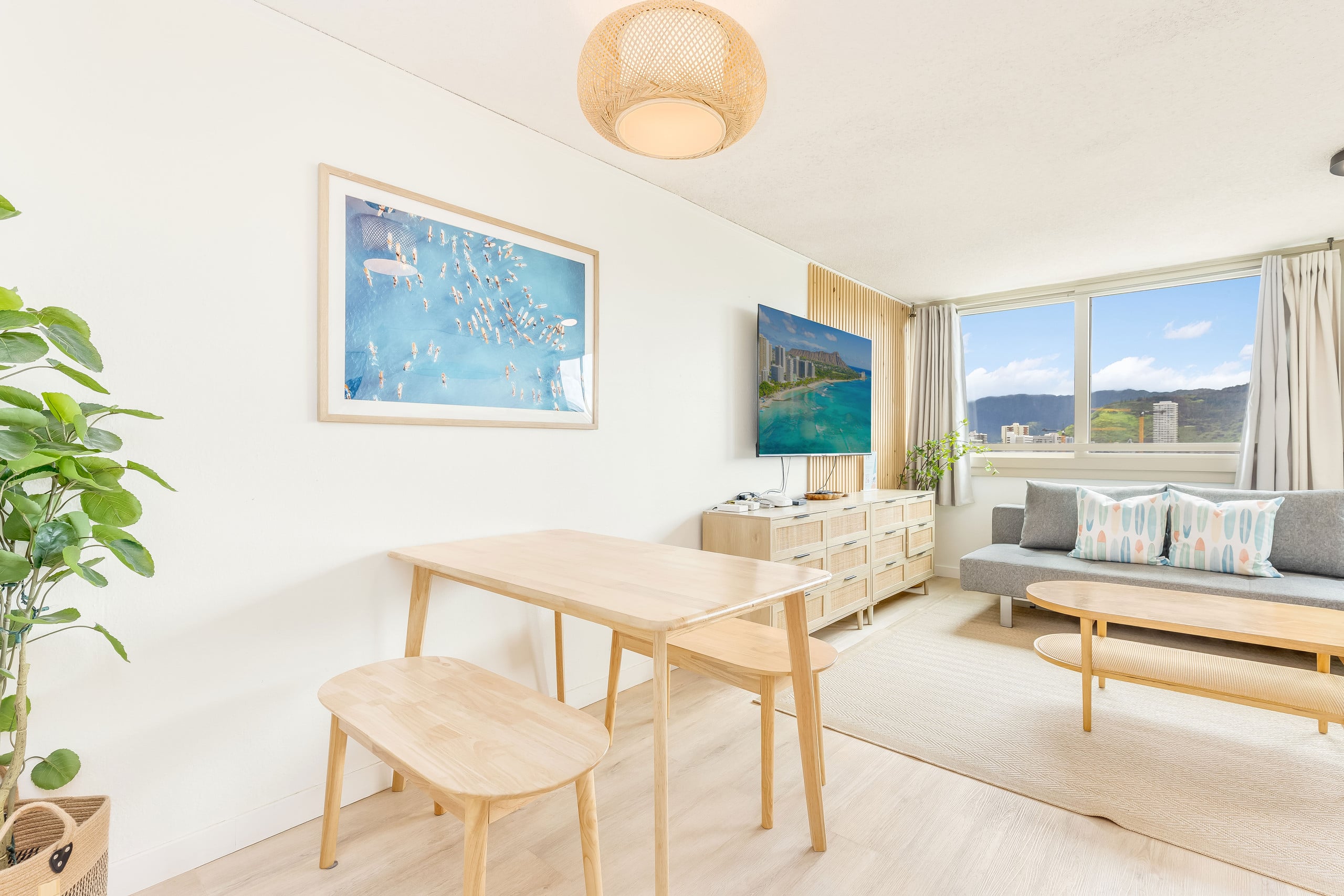 Condo in Honolulu · ★4.68 · 1 bedroom · 2 beds · 1 bath - Image 25