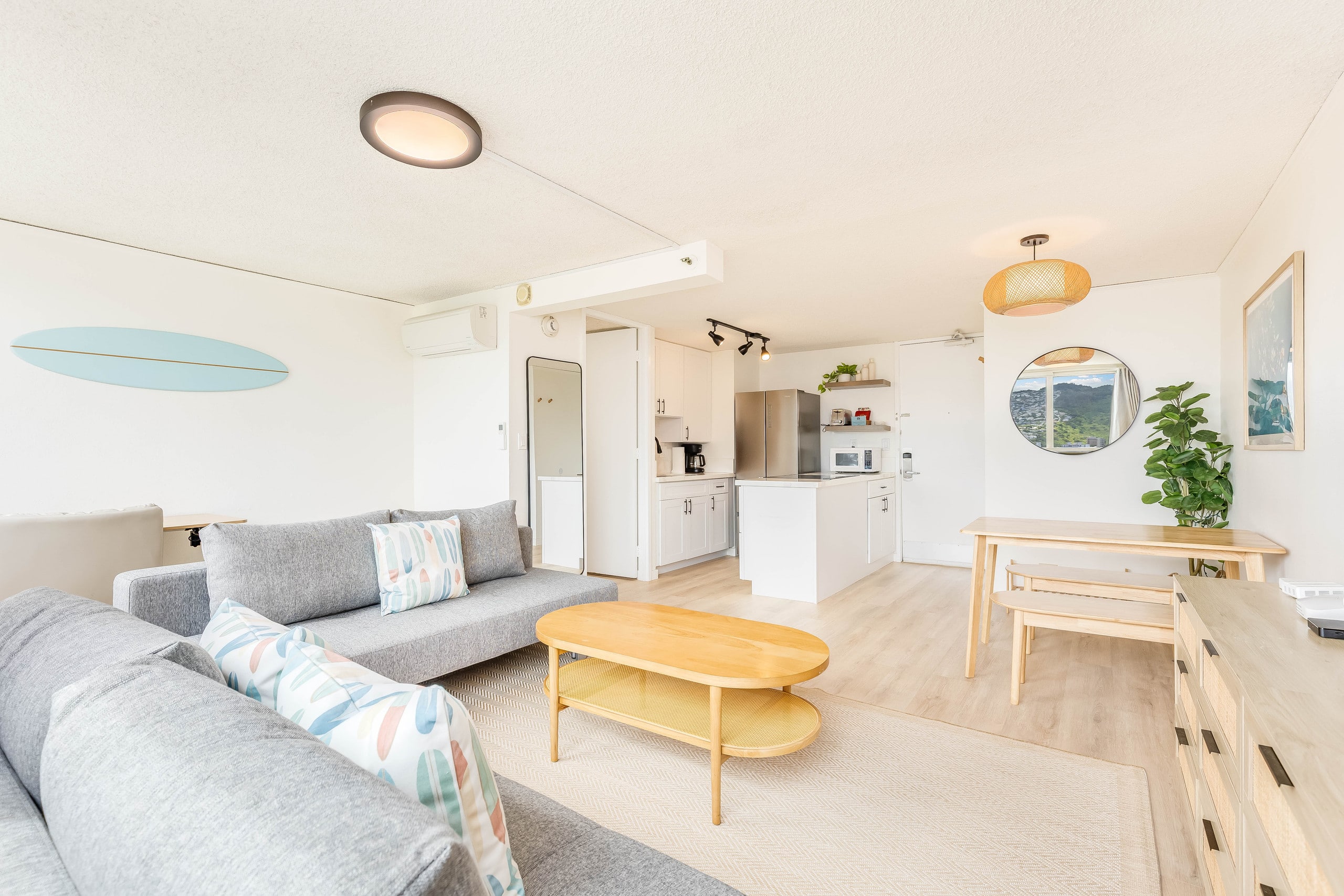 Condo in Honolulu · ★4.68 · 1 bedroom · 2 beds · 1 bath - Image 2