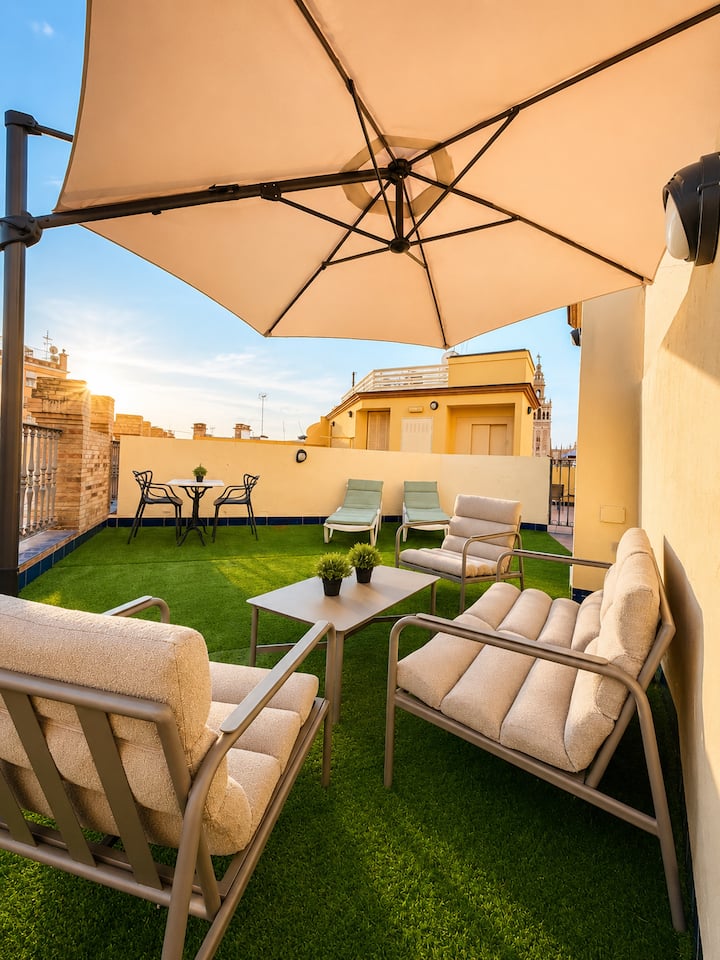 Exclusive Triplex With Private Terrace In Center - Séville