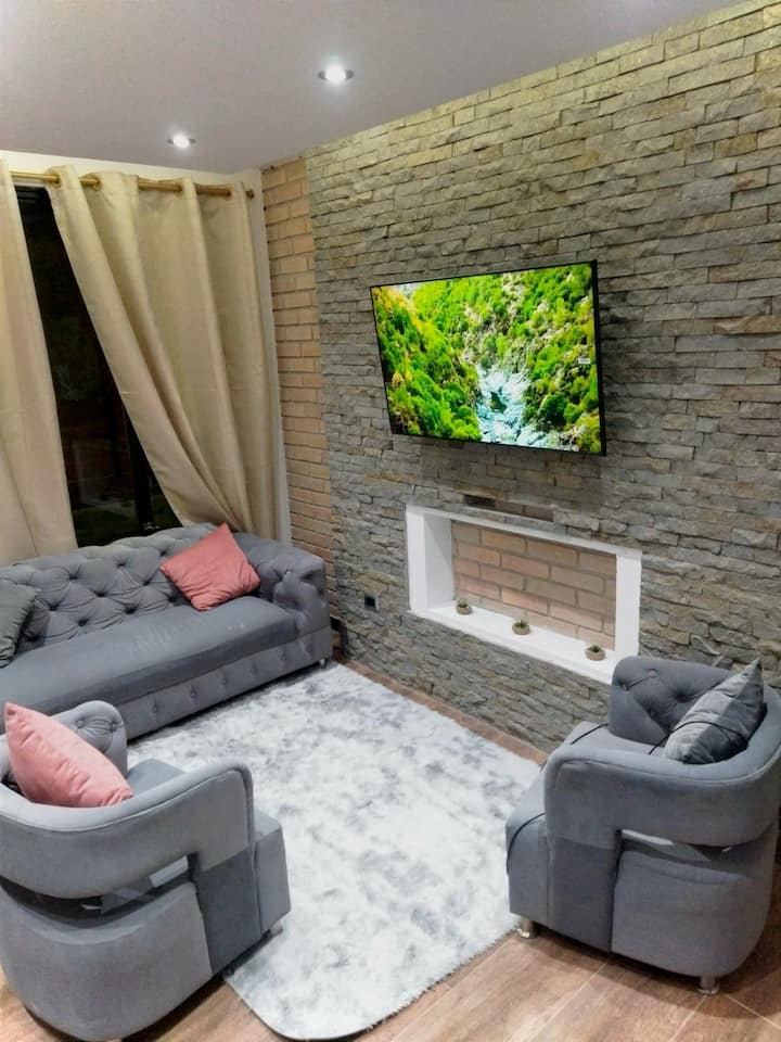 Historic Cuenca: Modern Loft - Cuenca