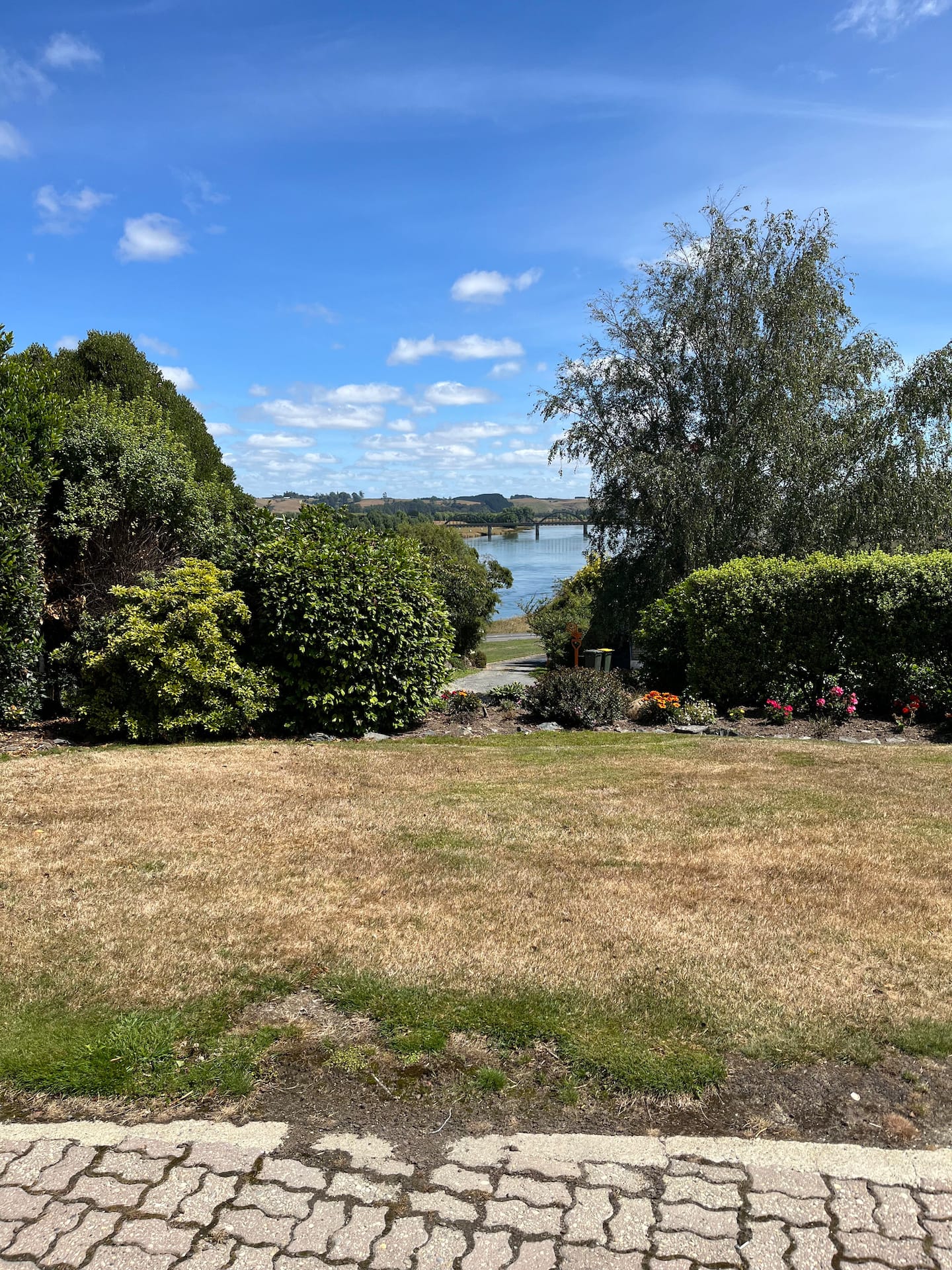 Hidden Gem With River Views 4