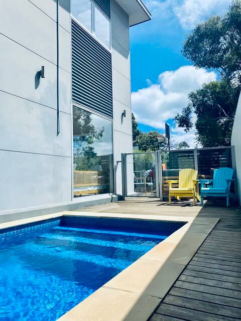 All year round heated pool!