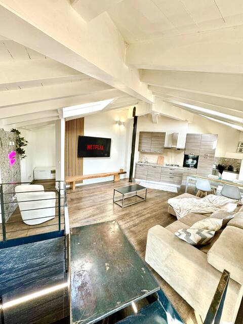 [Bridge Apt] Netflix | wifi |