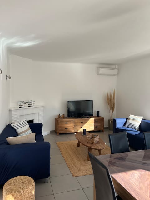 Family-friendly beach house