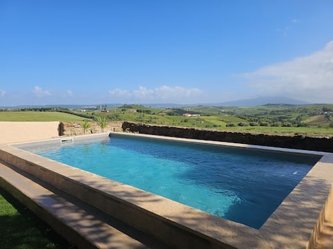 House with pool and mountain view Alenquer