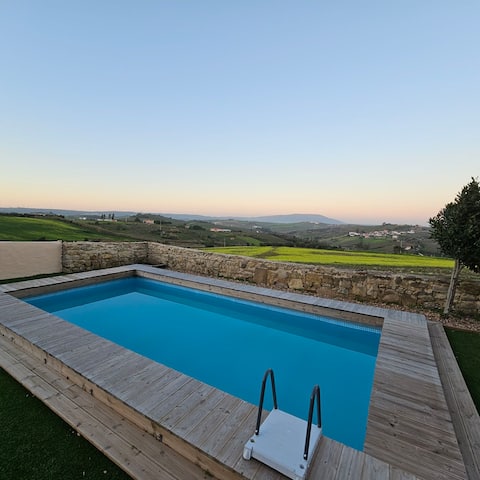House with pool and mountain view Alenquer