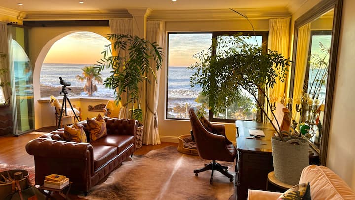 Workspace evidence from Sea Point - Stunning Sea views, beaches Bantry Bay