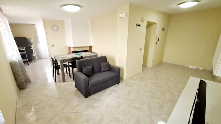 Grenier Avec Vue Et Parking Gratuit - Capua