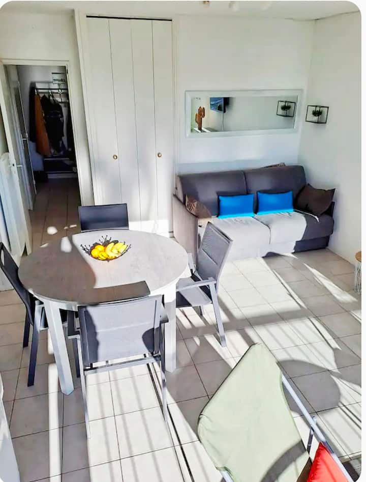 მისაღები ოთახი