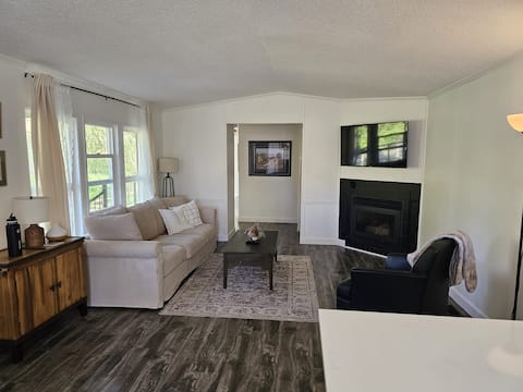 Successful Airbnb property: Home on a Hobby Farm in Aldergrove