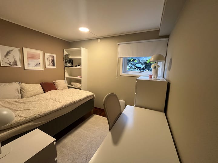 غرفة النوم 2