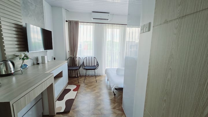 Spacious Room In Sentul Tower Apartment - Bogor