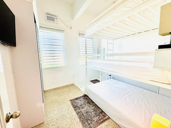 საძინებელი 4