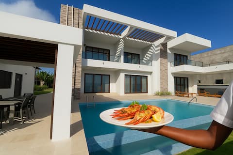 Oceanview Bliss · Luxury Villa with Private Chef