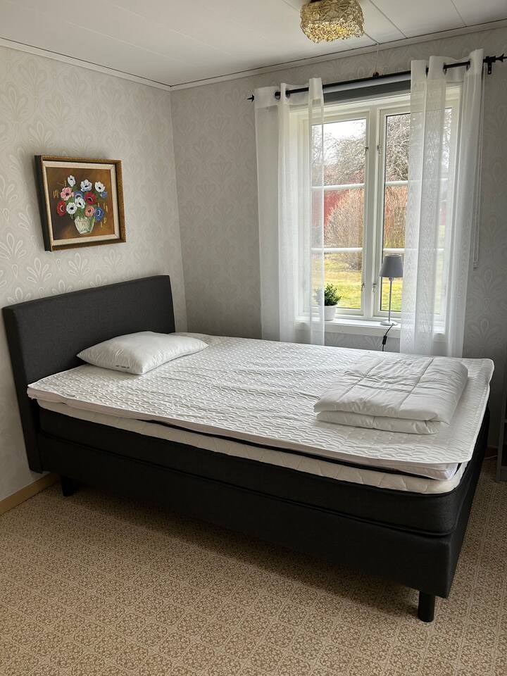 საძინებელი 1