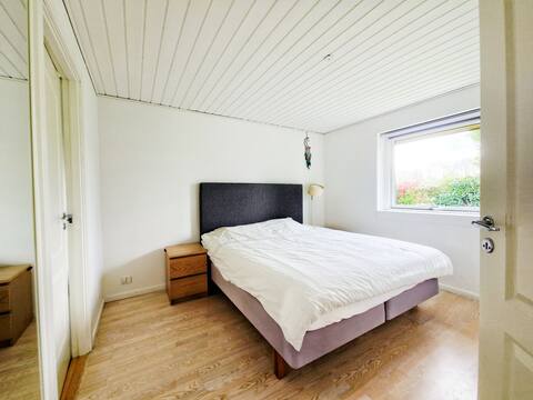 Large room with private bathroom in quiet house