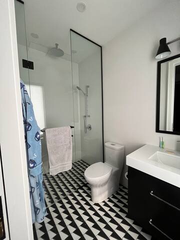 Executive home in Toronto gallery image 3