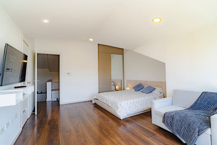 غرفة النوم 2