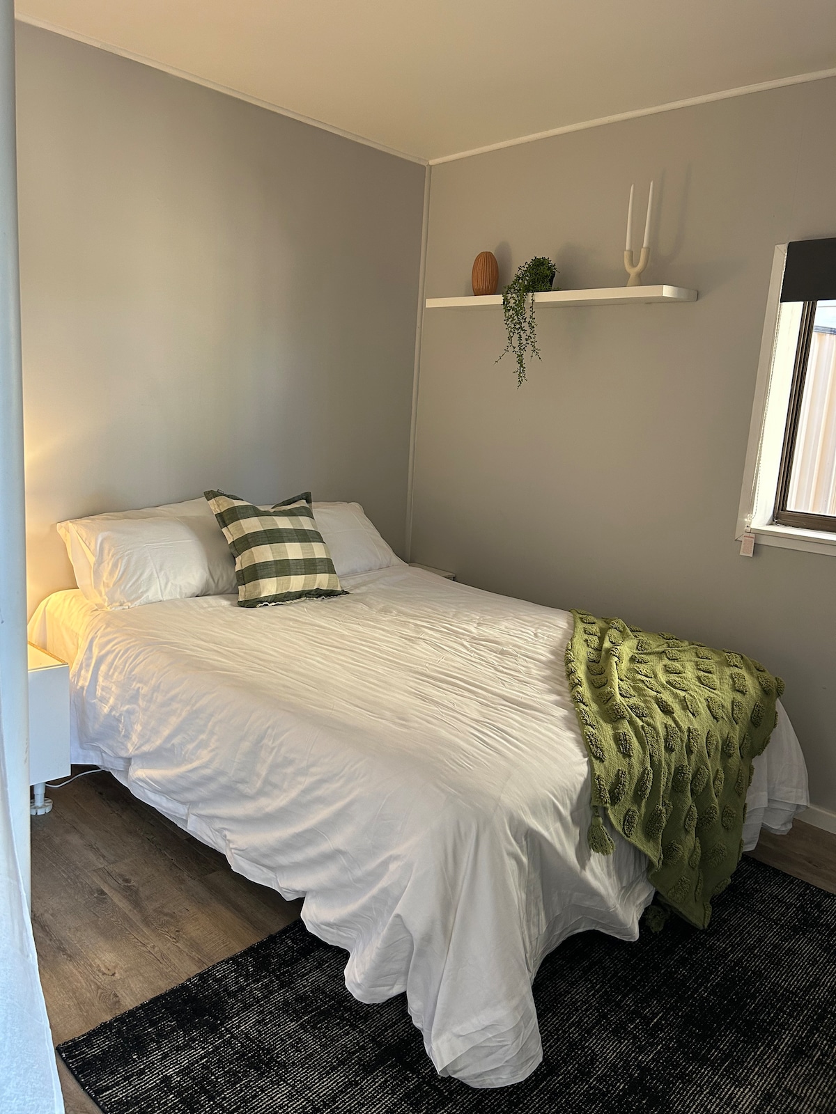 Cama doble tamaño queen