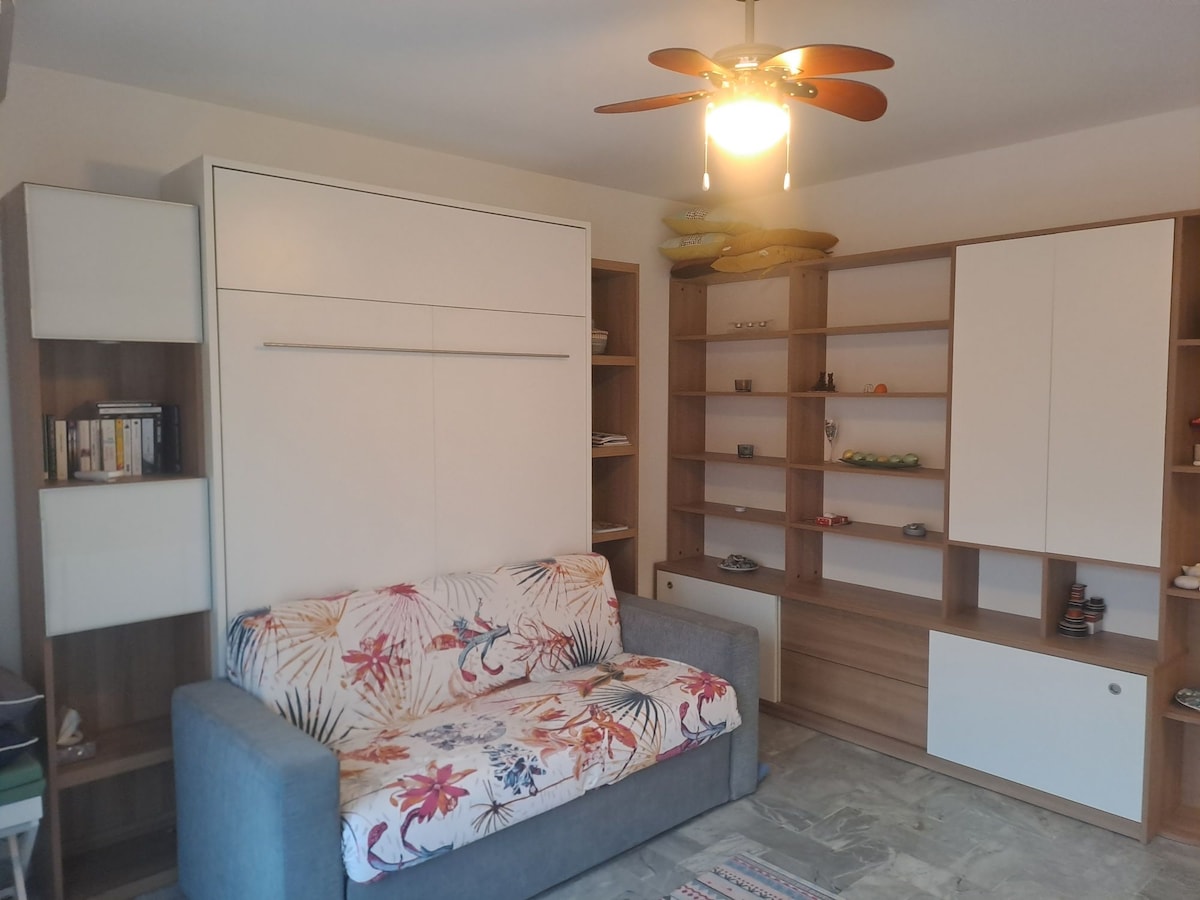Popular Airbnb listing: Apartment in the city center. in Menton