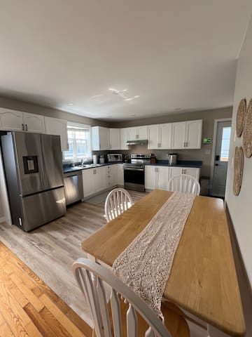 Your Beach Retreat- The Pearl of Parlee!