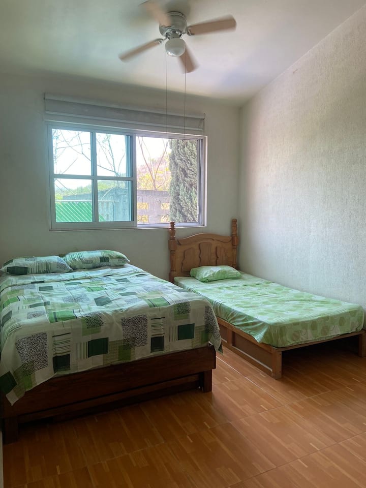 საძინებელი 1