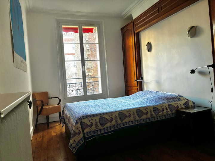 საძინებელი 2