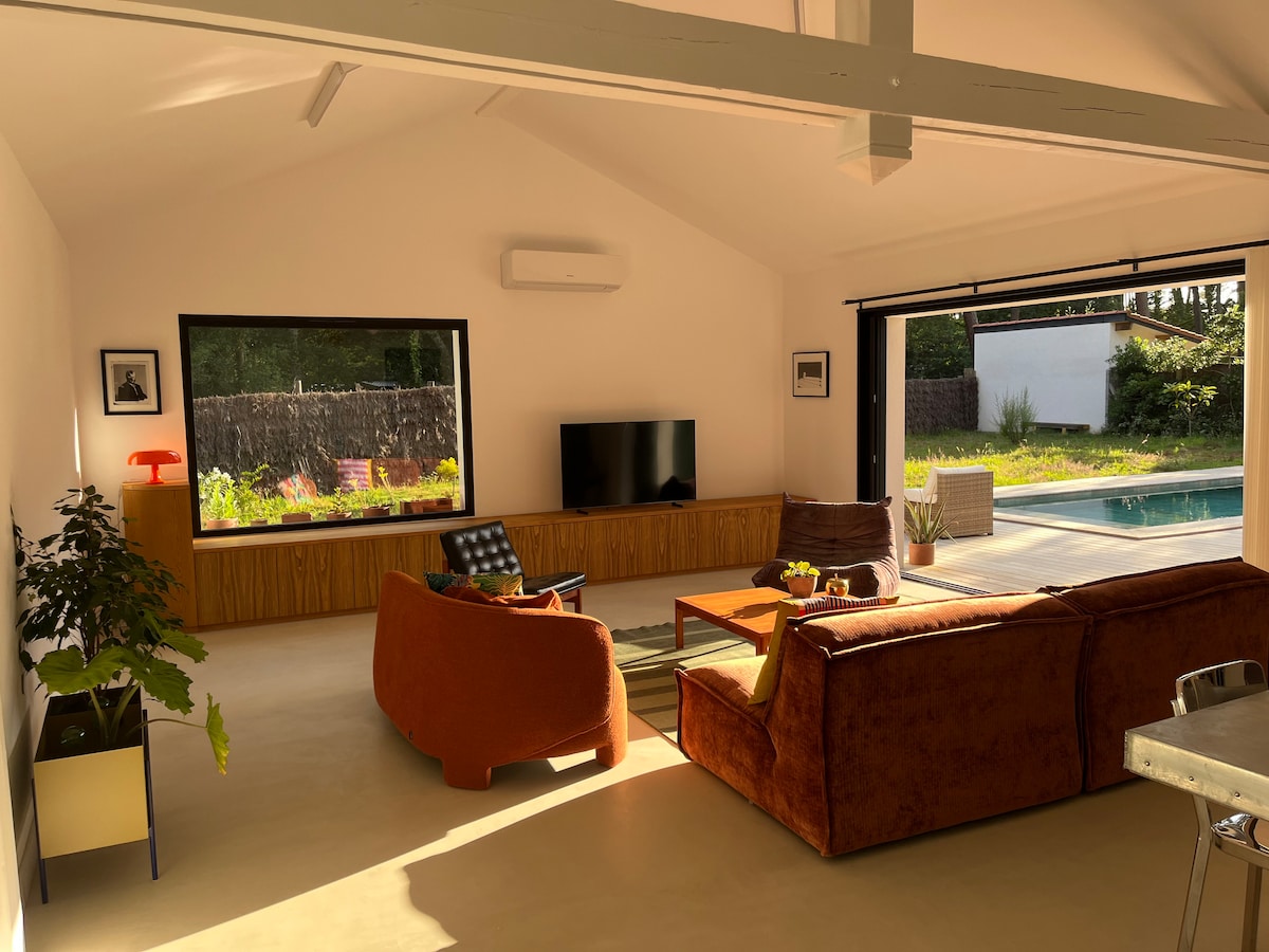 Top Airbnb: Large house close to the beach. a Seignosse