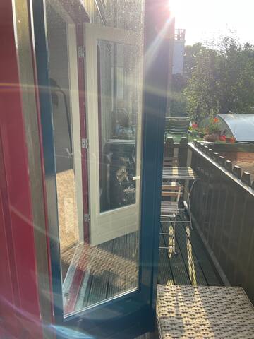 Luxury large house in the heart of the city center gallery image 4