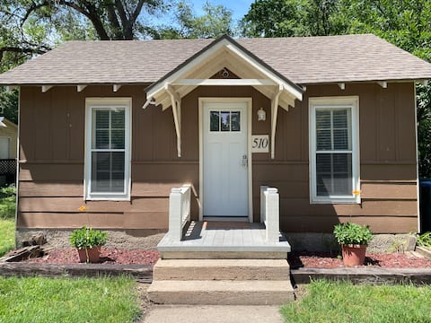 Hipster Hideaway near Downtown Newton
