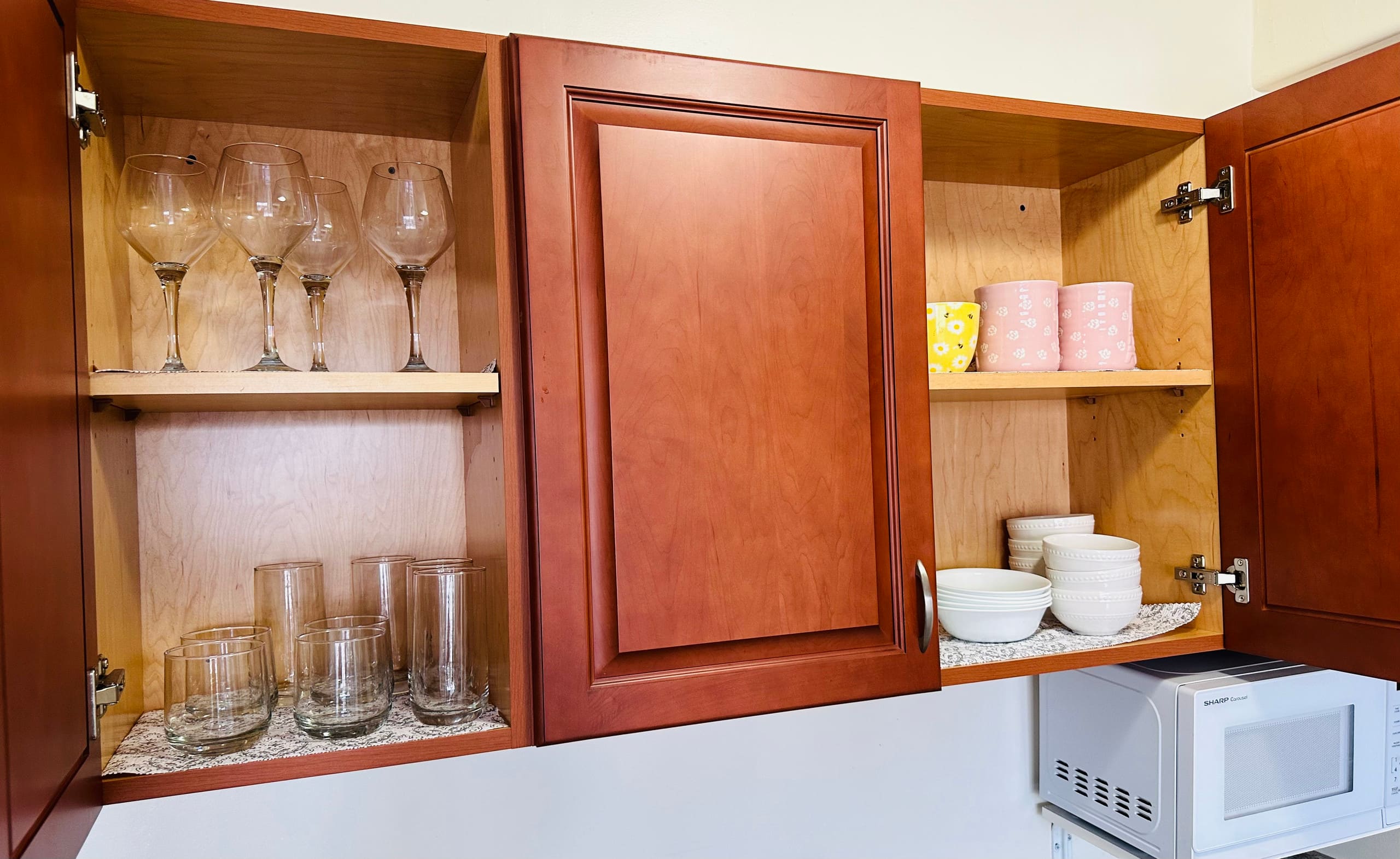 Condo in Honolulu · ★4.78 · 1 bedroom · 3 beds · 1 private bath - Image 42