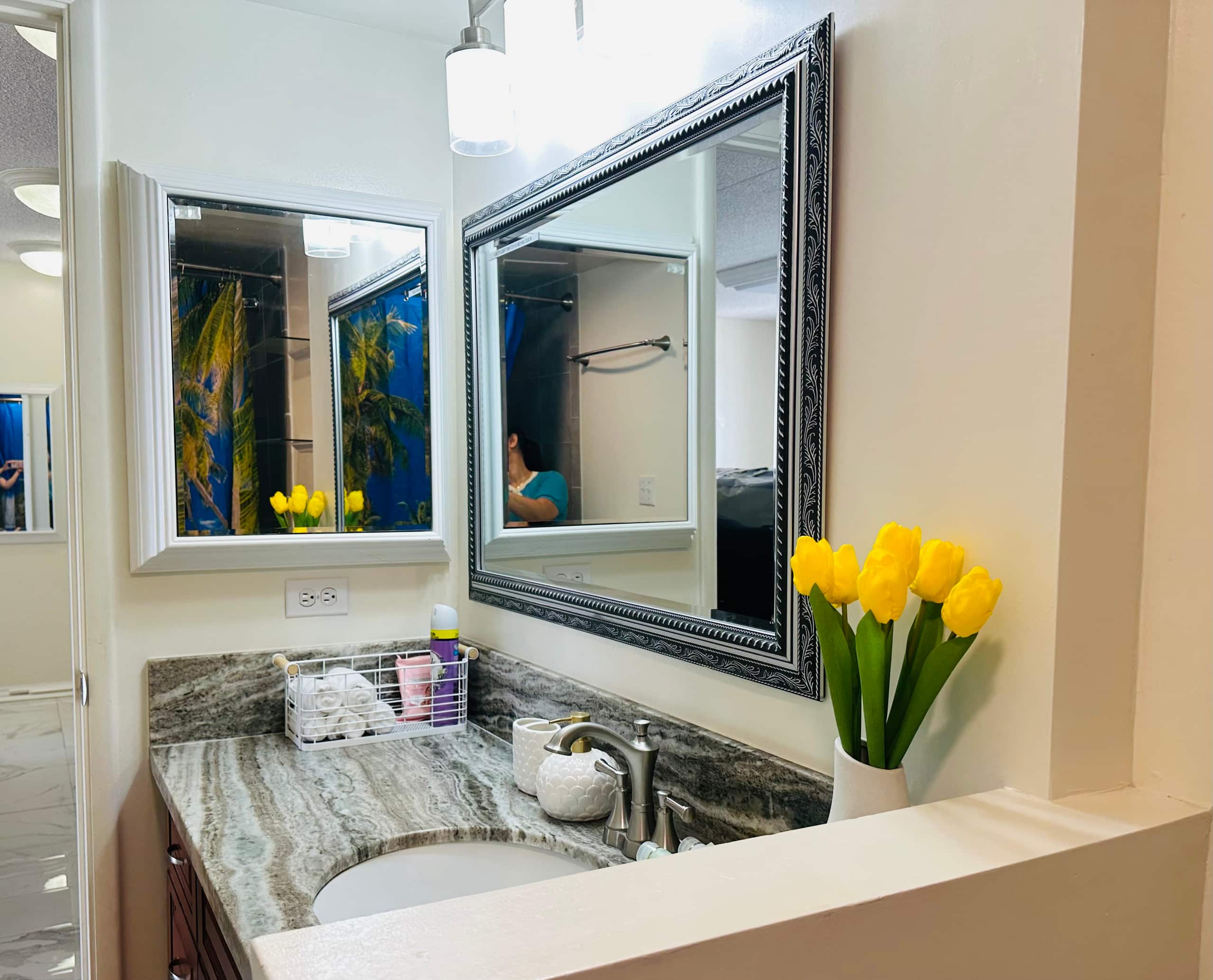 Condo in Honolulu · ★4.78 · 1 bedroom · 3 beds · 1 private bath - Image 24