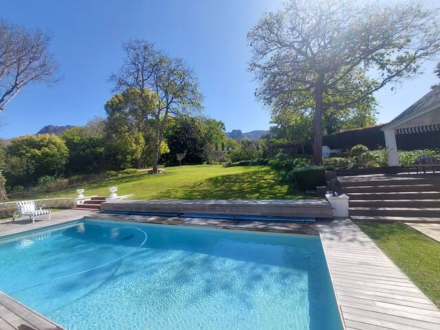 Hohenhort Villa – heated pool -back up power gallery image 5