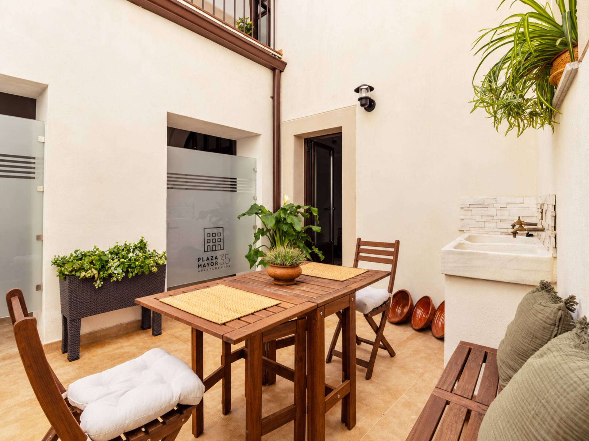 Plaza Mayor 35 Apartments, Family Apartment. — photo 5