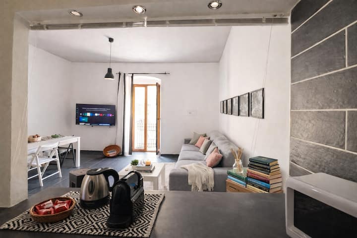 Cozy Apartment Historic Center · Free Parking 10m - Bosa