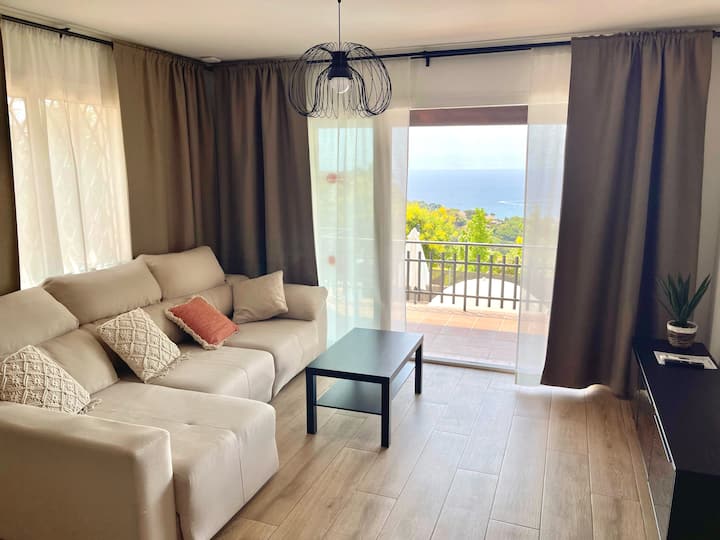 Villa Nil с панорамным видом на море 360 - Lloret de Mar