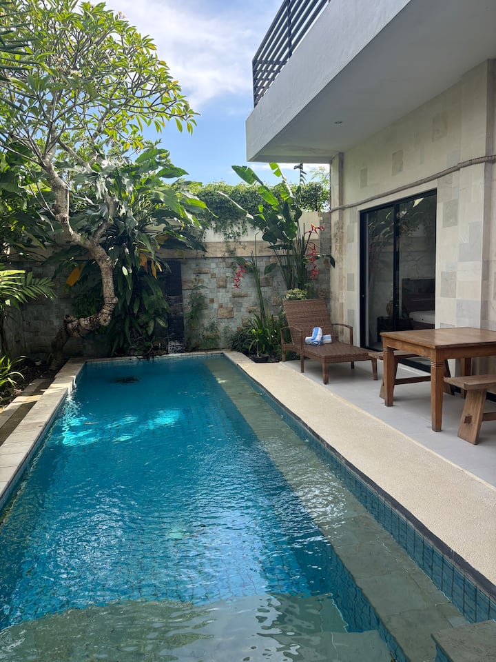 3 Br, 250 Sqmt Villa, Terrace, 10 Min Finns - Bali
