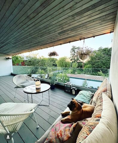 Rare Find: Stor Villa centralt beliggende