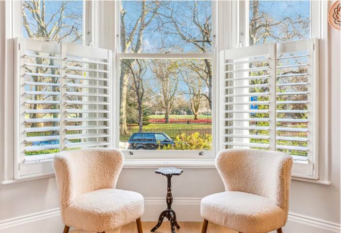 Stunning new home overlooking Battersea Park gallery image 2