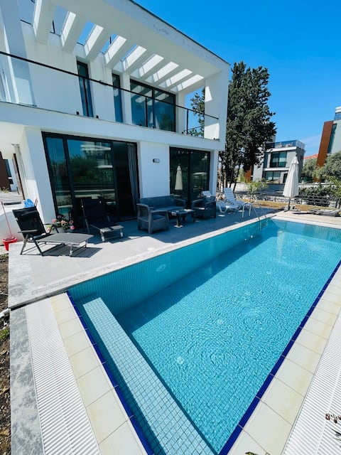 Newly built 2+1 villa with pool!