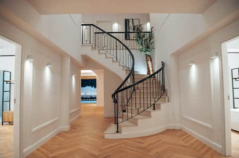 Hyperion Boutique Villa