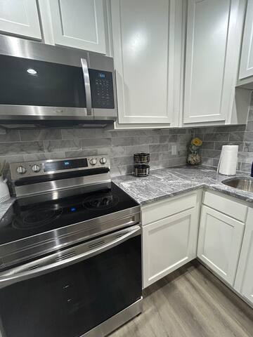 Beautiful renovated ranch in Columbus gallery image 5