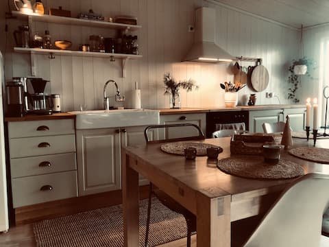 Cottage by the sea /Seaview lodge