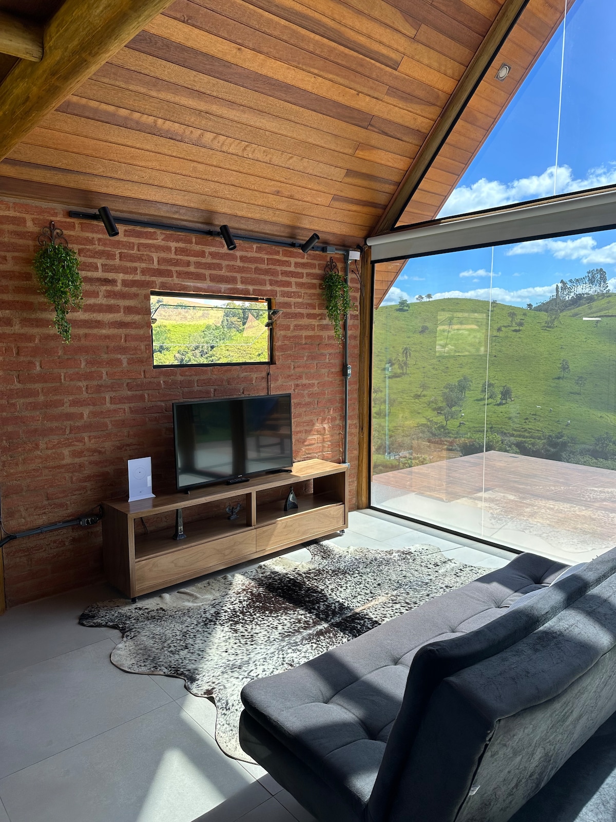 Successful Airbnb property: Araucária Cottage in Cunha
