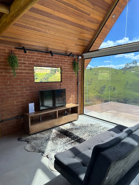 Successful Airbnb property: Araucária Cottage in Cunha