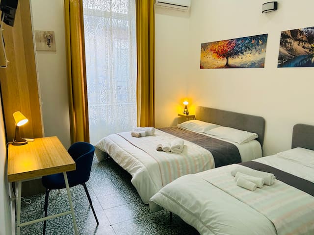 Intero alloggio – Centro storico – via tribunali