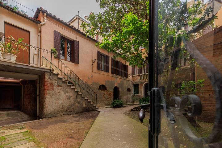 Corte sconta gallery image 4